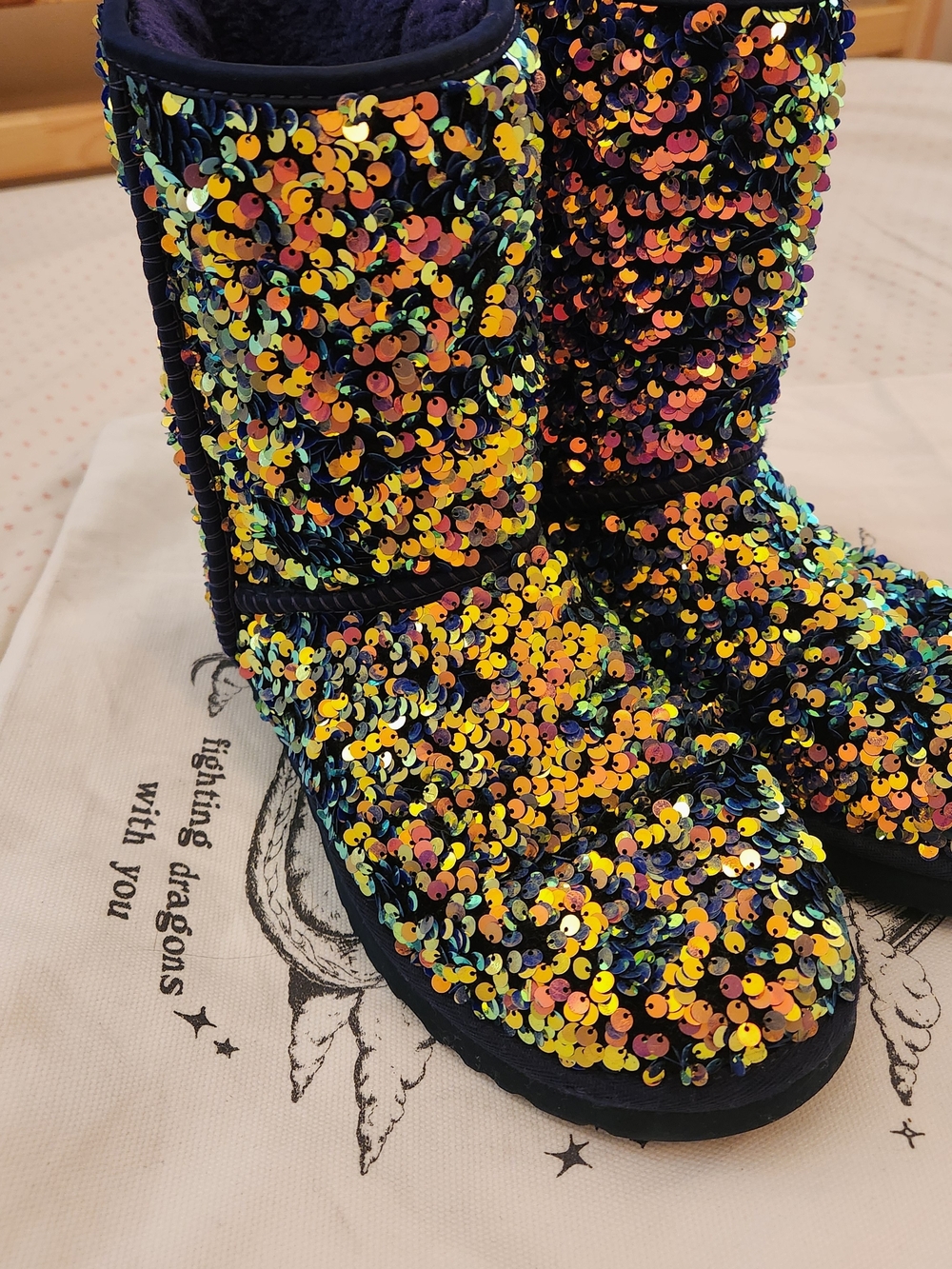 UGG Womens Purple Classic Stellar Sequin with Iridescent Sequins Size 8 - Picture 9 of 11